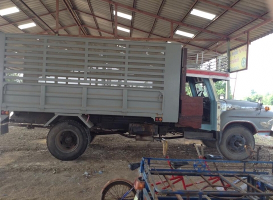 ขายด่วน!! 6 ล้อดั้ม ISUZU หน้ายาว ขายด่วน!! 6 ล้อดั้ม ISUZU หน้ายาว