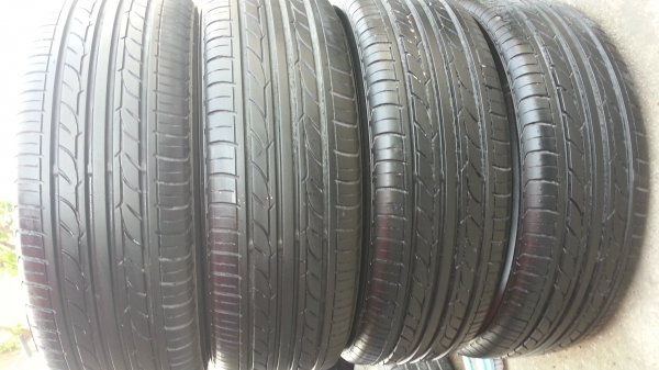 ล้อ vios ขอบ15พร้อมยาง YOKOHAMA Made in japan  185-50R15 ปี12