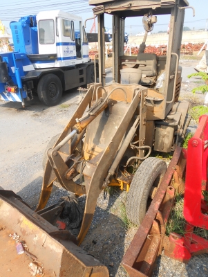 ขายรถตักล้อยาง ZL10 ตามสภาพราคาถูกๆ ขายรถตักล้อยาง ZL10 ตามสภาพราคาถูกๆ