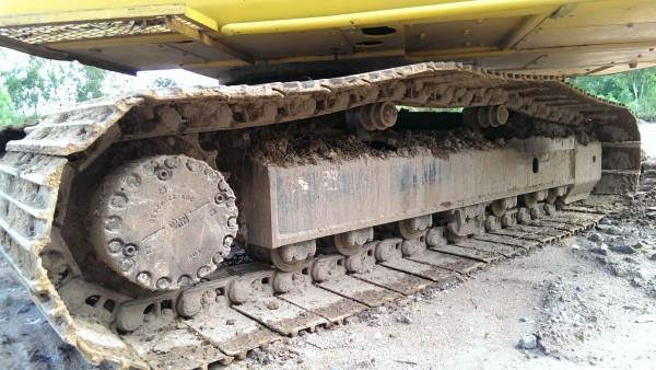 ขายดาวน์ KOMATSU PC200-8 รถสภาพดีใช้งานมา 2xxx ช.ม.