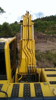 ขายดาวน์ KOMATSU PC200-8 รถสภาพดีใช้งานมา 2xxx ช.ม.