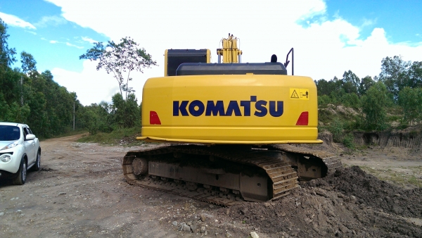 ขายดาวน์ KOMATSU PC200-8 รถสภาพดีใช้งานมา 2xxx ช.ม.