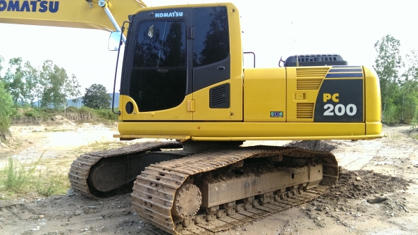 ขายดาวน์ KOMATSU PC200-8 รถสภาพดีใช้งานมา 2xxx ช.ม.