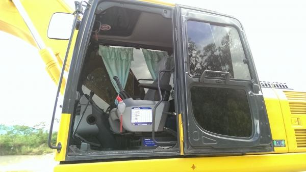 ขายดาวน์ KOMATSU PC200-8 รถสภาพดีใช้งานมา 2xxx ช.ม.