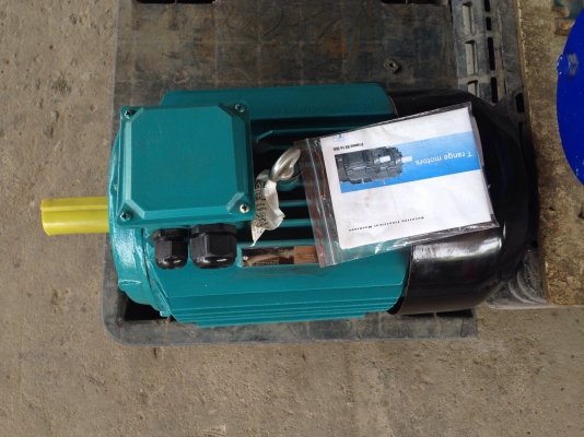 ขายมอเตอร์ Brooks 10 HP. 1450 RPM. 380 V ของใหม่ ไม่เคยใช้งาน