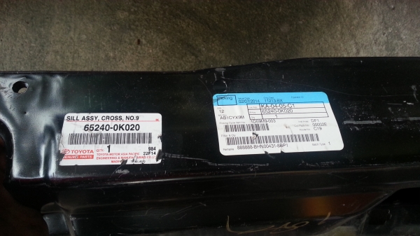 เหล็กคานป้ายทะเบียนท้ายกระบะวีโก้ แค๊บ ของแท้ใหม่ เก่าเก็บ