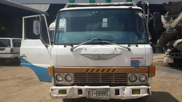 รถโม่ปูน HINO FD โม่ตรง คายาบ้า สภาพรวมสวย เครืองแห้งไม่มีไอ รถใช้งานได้ทันที พวงมาลัยเพาเวอร์ ขับกลับไปใช้งานได้เลย