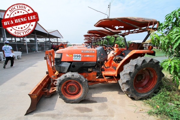 AUC 7 Code 096  รถแทรกเตอร์ KUBOTA L4508DI  ราคา เริ่มต้นการประมูล 225,000 บาท