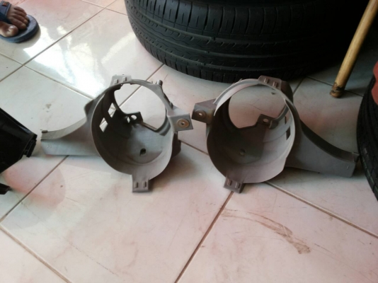 เสื้อโคมไฟตัดหมอกวีโก้ ฟอจูนเนอร์ และวีออสปี 06 แยกขายเป็นดวง เสื้อโคมไฟตัดหมอกวีโก้ ฟอจูนเนอร์ และวีออสปี 06 แยกขายเป็นดวง