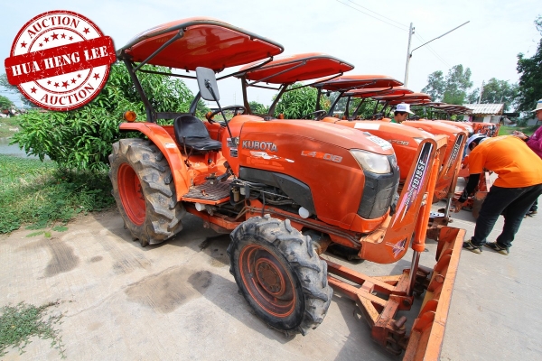 AUC 7 Code 097  รถแทรกเตอร์ KUBOTA L4708  ราคา เริ่มต้นการประมูล 345,000 บาท