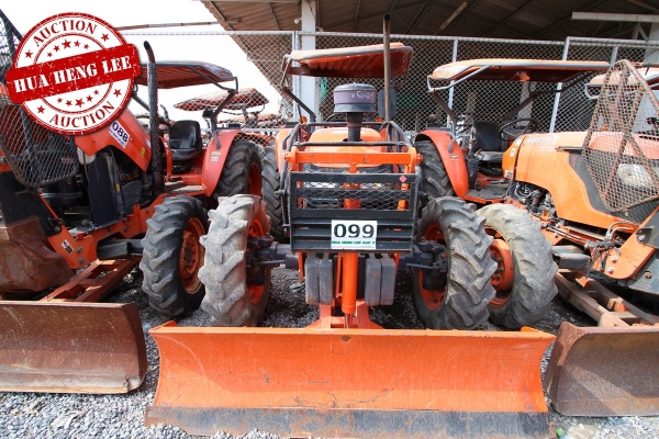 AUC 7 Code 099 รถแทรกเตอร์ KUBOTA M7040 ราคา เริ่มต้นการประมูล 500,000 บาท AUC 7 Code 099 รถแทรกเตอร์ KUBOTA M7040 ราคา เริ่มต้นการประมูล 500,000 บาท