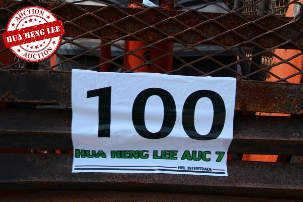 AUC 7 Code 100  รถแทรกเตอร์ KUBOTA M7040  ราคา เริ่มต้นการประมูล 350,000 บาท