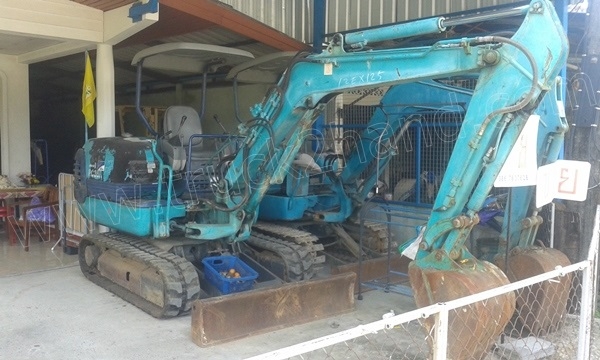 รถแบคโฮ รถแบคโฮ