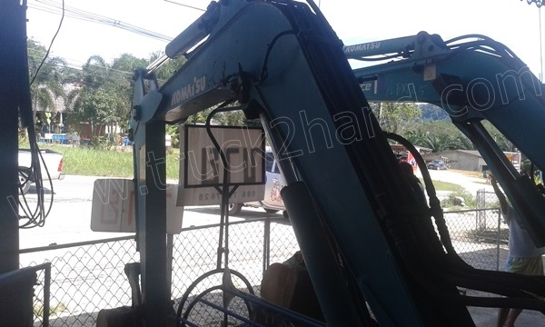 รถแบคโฮ