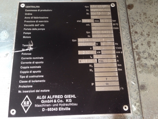 ขายปั้มน้ำมันไฮโดรลิค(ชุดสุดท้าย) ALGI made in Italy ขนาด 3 HP. 380V แบบมอเตอร์อยู่ในถัง พร้อมวาล์วคอนโทรล 5 ชุด เป็นของใหม่ไม่เคยใช้งาน สภาพสวยมาก