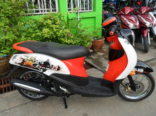 ฟีโน่อามคู่ สีส้มรถปี53 เครื่องฟิต สภาพเอี่ยมๆ