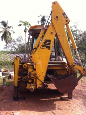 ขาย JCB  3CX หลังคาเหลือง