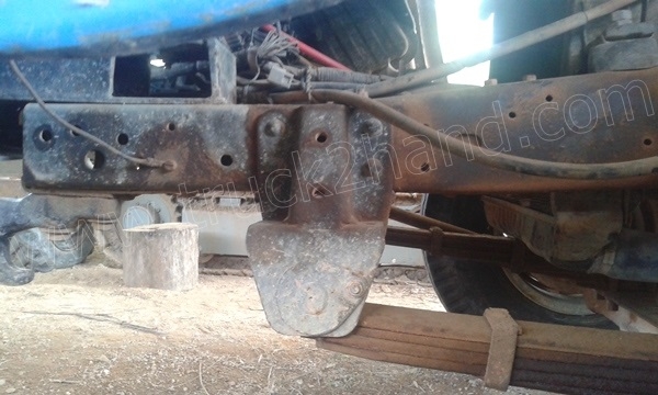 รถบรรทุก 6 ล้อ NISSAN เปลี่ยนหัวเป็น ISUZU รถดั้มพ์ติดเครน รถบรรทุก 6 ล้อ NISSAN เปลี่ยนหัวเป็น ISUZU รถดั้มพ์ติดเครน