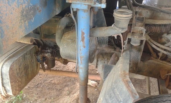 รถบรรทุก 6 ล้อ NISSAN เปลี่ยนหัวเป็น ISUZU รถดั้มพ์ติดเครน รถบรรทุก 6 ล้อ NISSAN เปลี่ยนหัวเป็น ISUZU รถดั้มพ์ติดเครน