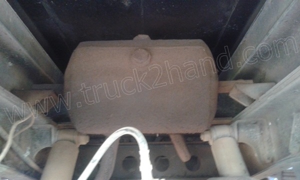 รถบรรทุก 6 ล้อ NISSAN เปลี่ยนหัวเป็น ISUZU รถดั้มพ์ติดเครน รถบรรทุก 6 ล้อ NISSAN เปลี่ยนหัวเป็น ISUZU รถดั้มพ์ติดเครน