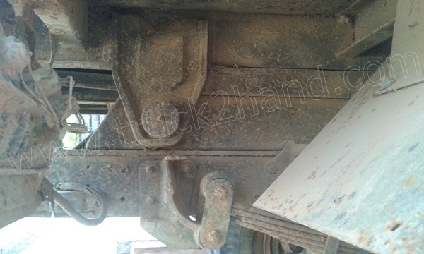 รถบรรทุก 6 ล้อ NISSAN เปลี่ยนหัวเป็น ISUZU รถดั้มพ์ติดเครน รถบรรทุก 6 ล้อ NISSAN เปลี่ยนหัวเป็น ISUZU รถดั้มพ์ติดเครน