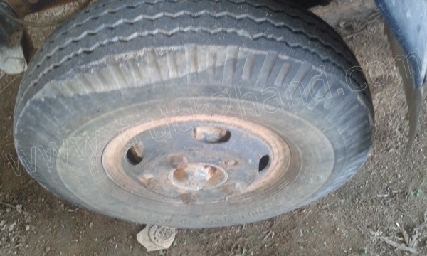 รถบรรทุก 6 ล้อ NISSAN เปลี่ยนหัวเป็น ISUZU รถดั้มพ์ติดเครน รถบรรทุก 6 ล้อ NISSAN เปลี่ยนหัวเป็น ISUZU รถดั้มพ์ติดเครน