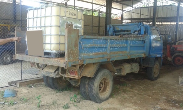 รถบรรทุก 6 ล้อ NISSAN เปลี่ยนหัวเป็น ISUZU รถดั้มพ์ติดเครน รถบรรทุก 6 ล้อ NISSAN เปลี่ยนหัวเป็น ISUZU รถดั้มพ์ติดเครน