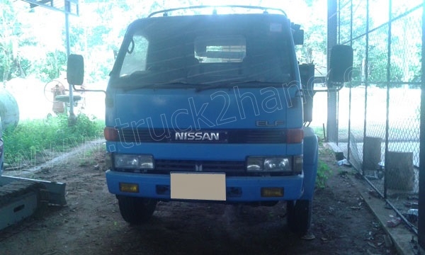 รถบรรทุก 6 ล้อ NISSAN เปลี่ยนหัวเป็น ISUZU รถดั้มพ์ติดเครน รถบรรทุก 6 ล้อ NISSAN เปลี่ยนหัวเป็น ISUZU รถดั้มพ์ติดเครน