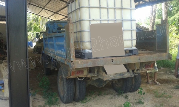 รถบรรทุก 6 ล้อ NISSAN เปลี่ยนหัวเป็น ISUZU รถดั้มพ์ติดเครน รถบรรทุก 6 ล้อ NISSAN เปลี่ยนหัวเป็น ISUZU รถดั้มพ์ติดเครน