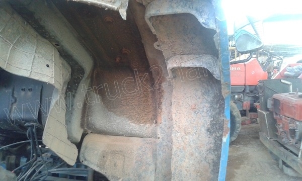 รถบรรทุก 6 ล้อ NISSAN เปลี่ยนหัวเป็น ISUZU รถดั้มพ์ติดเครน รถบรรทุก 6 ล้อ NISSAN เปลี่ยนหัวเป็น ISUZU รถดั้มพ์ติดเครน