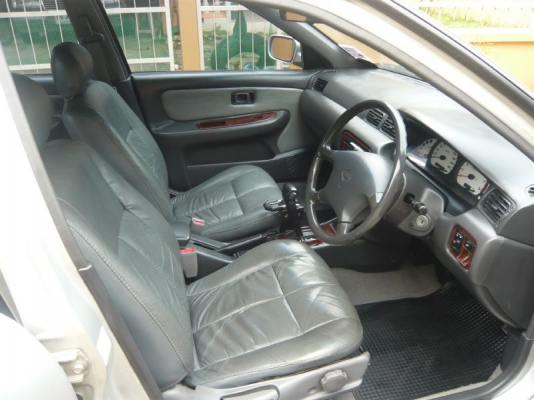 NISSAN SUNNY 1.6 SUPER SALOON รถบ้านมือเดียว มีประกันชั้น1 สภาพสวยพร้อมใช้