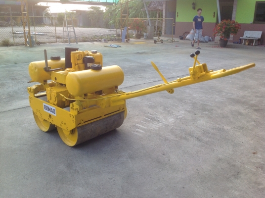 ขายรถบดเดินตามBomagรุ่นBw65sมือสองญี่ปุ่น