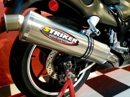 T&amp;T BIKE RAMA2 จัดให้ขาซิ่ง 215000฿HAYABUSA GSXR1300 ปี 2006 ลิมิเต็ด กุญแจชิพ วิ่งมา 3XXXX ท่อสูตร STRIKER