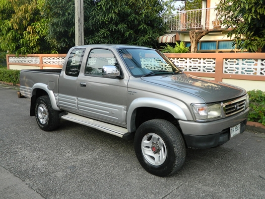 ขายด่วน Hilux Tiger 4WD เครื่องเดิม 5L เจ้าของใช้เอง ขายด่วน Hilux Tiger 4WD เครื่องเดิม 5L เจ้าของใช้เอง