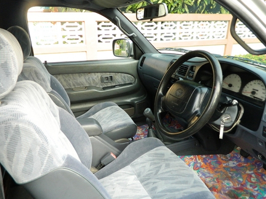 ขายด่วน Hilux Tiger 4WD เครื่องเดิม 5L เจ้าของใช้เอง ขายด่วน Hilux Tiger 4WD เครื่องเดิม 5L เจ้าของใช้เอง