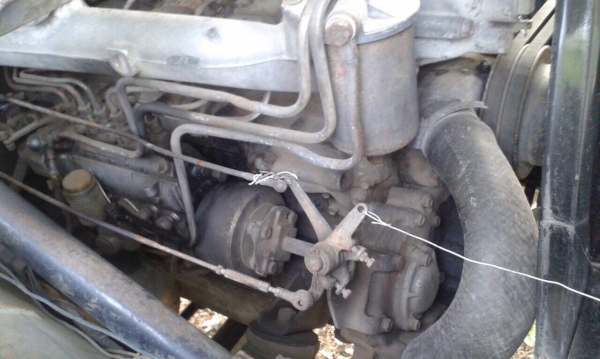 ขายรถบรรทุกสิบล้อหน้ายาว เครื่อง 6BF-175 แรง ช่วงล่างเดิม เกียร์เดิม กระบะไม้