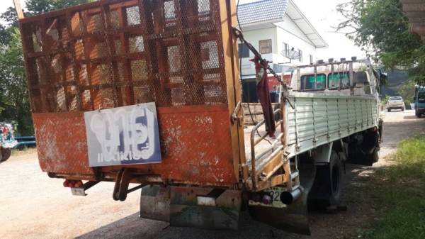 ขายรถ 6 ล้อกระบะบรรทุก HINO FD3H ยาว 6 เมตรมีหางไฮดรอลิค