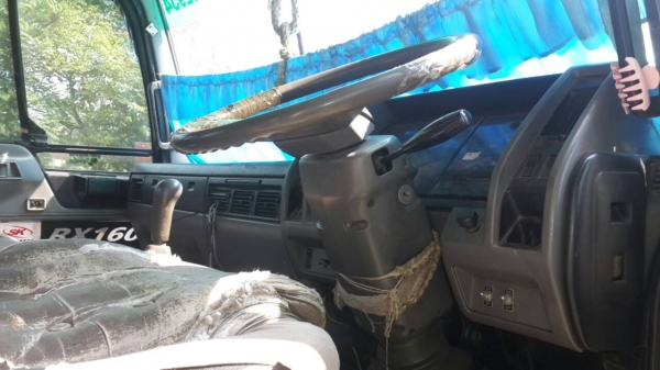 ขายรถ 6 ล้อกระบะบรรทุก HINO FD3H ยาว 6 เมตรมีหางไฮดรอลิค