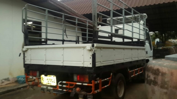 ขายด่วน4ล้อกลางปี51รถห้างแท้จัดแนนท์ได่สูงวิ่งในเมืองไม่ติดเวลาโทร0843923995