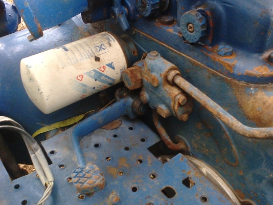 ขายรถไถFORD  รุ่น6600  T3  มีทะเบียนพร้อมโอนสนใจ0871684611