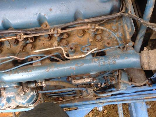 ขายรถไถFORD  รุ่น6600  T3  มีทะเบียนพร้อมโอนสนใจ0871684611