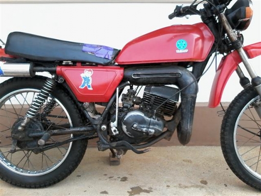 ขาย Zusuki TS100 รถเดิมเครื่องดีอะไหล่ครบแห้งๆไม่มีเล่มออกใบซื้อขายให้ครับ ขาย 6900 บาท ขาย Zusuki TS100 รถเดิมเครื่องดีอะไหล่ครบแห้งๆไม่มีเล่มออกใบซื้อขายให้ครับ ขาย 6900 บาท