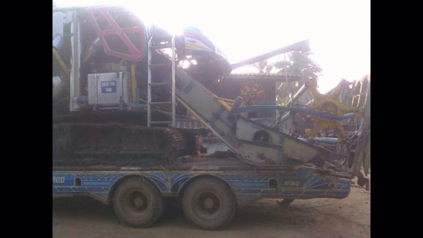 ขายเทเลอร์ลากรถเกี่ยวข้าว เบอติดต่อ0896763860