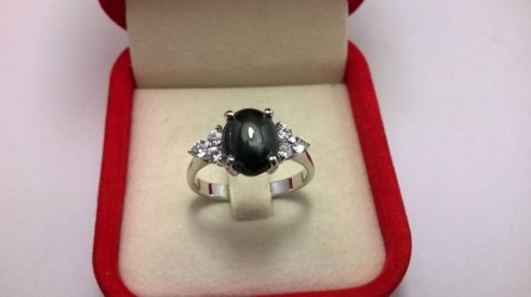 แหวนเงินหญิงพลอยสตาร์อินเดีย