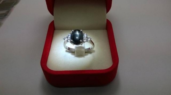 แหวนเงินหญิงพลอยสตาร์อินเดีย