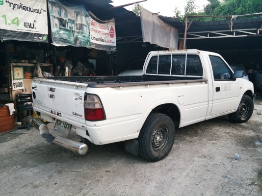 ISUZU Dragon eye ปี 01 สวยบางพร้อมใช้งาน ISUZU Dragon eye ปี 01 สวยบางพร้อมใช้งาน