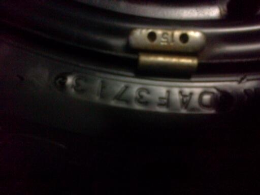 ยางดี17570R14สวยดอกเต็มเส้นสีพอมี80\%ปี13 ยางดี17570R14สวยดอกเต็มเส้นสีพอมี80\%ปี13