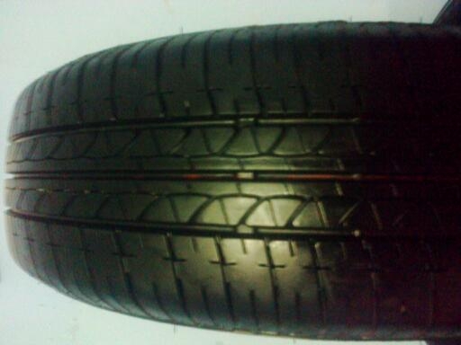 ยางดี17570R14สวยดอกเต็มเส้นสีพอมี80\%ปี13 ยางดี17570R14สวยดอกเต็มเส้นสีพอมี80\%ปี13