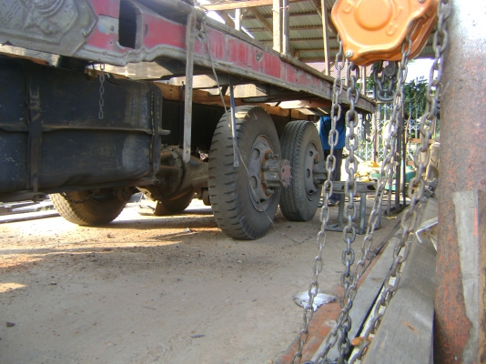 ฮีโน่  168 แรง  ติดเครน  4 ปลอก //  ปรับ ลดเหลือ / ราคา 500,000  บาท