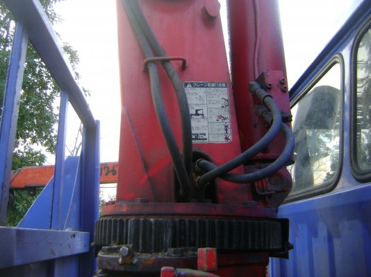 ฮีโน่  168 แรง  ติดเครน  4 ปลอก //  ปรับ ลดเหลือ / ราคา 500,000  บาท